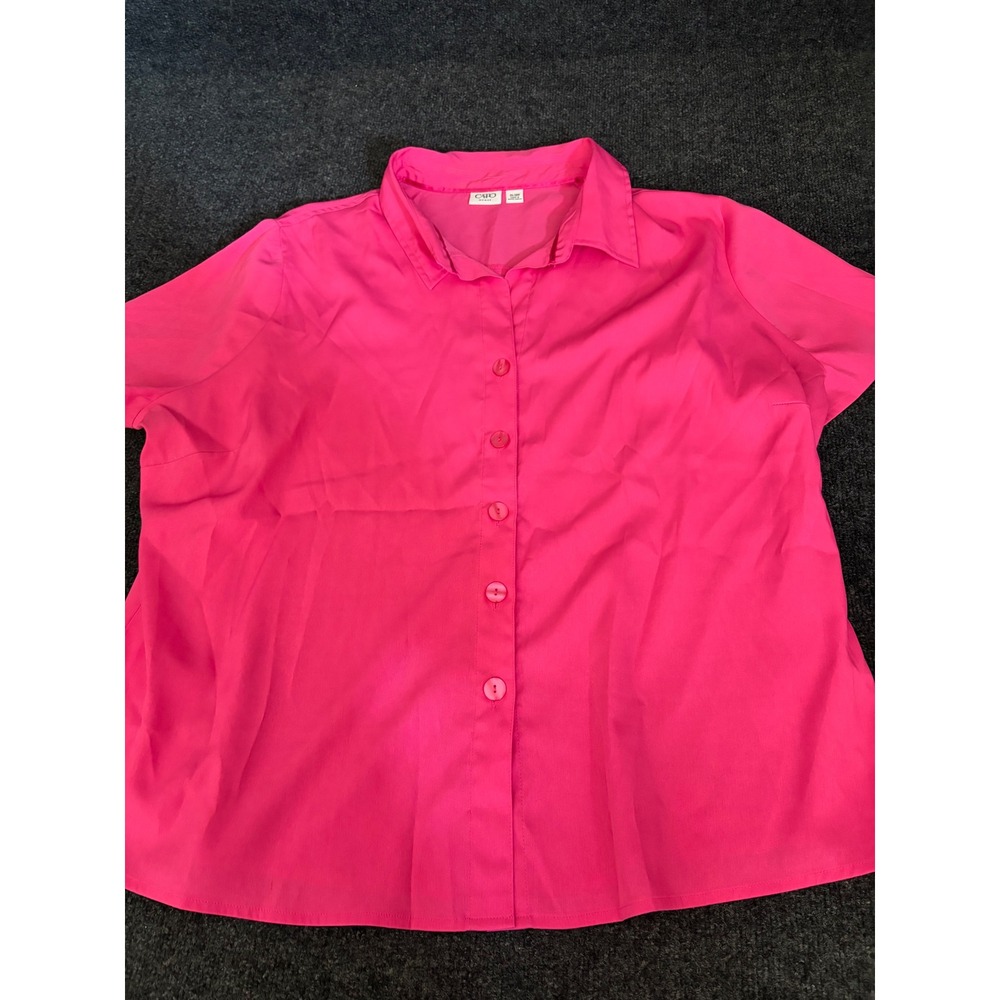 Cato Woman Hot Pink Short Sleeve Button Down Shirt Plus Size 26/28W Blouse